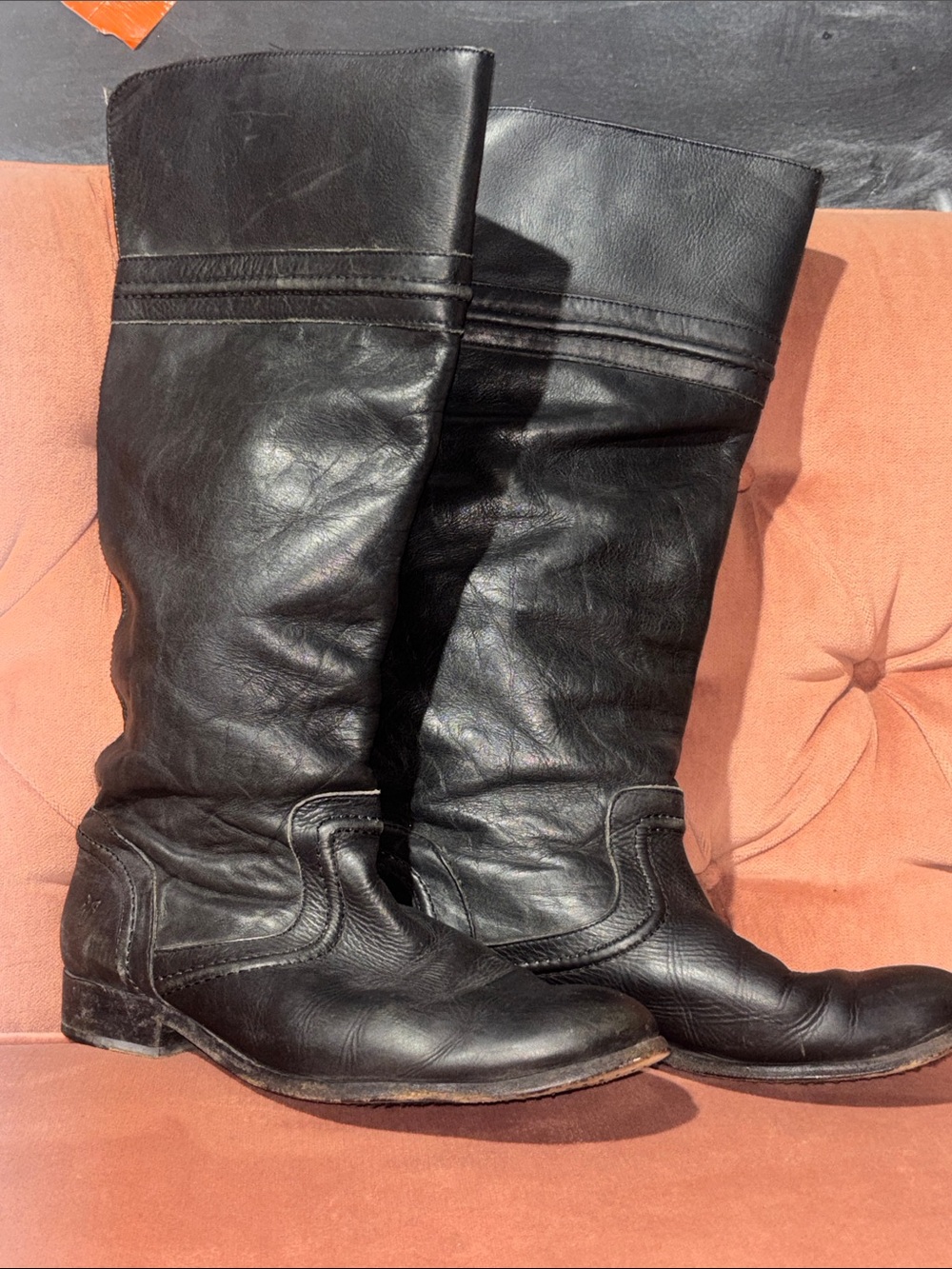 Vintage Frye black leather knee high slouchy distressed classic fall boot 9